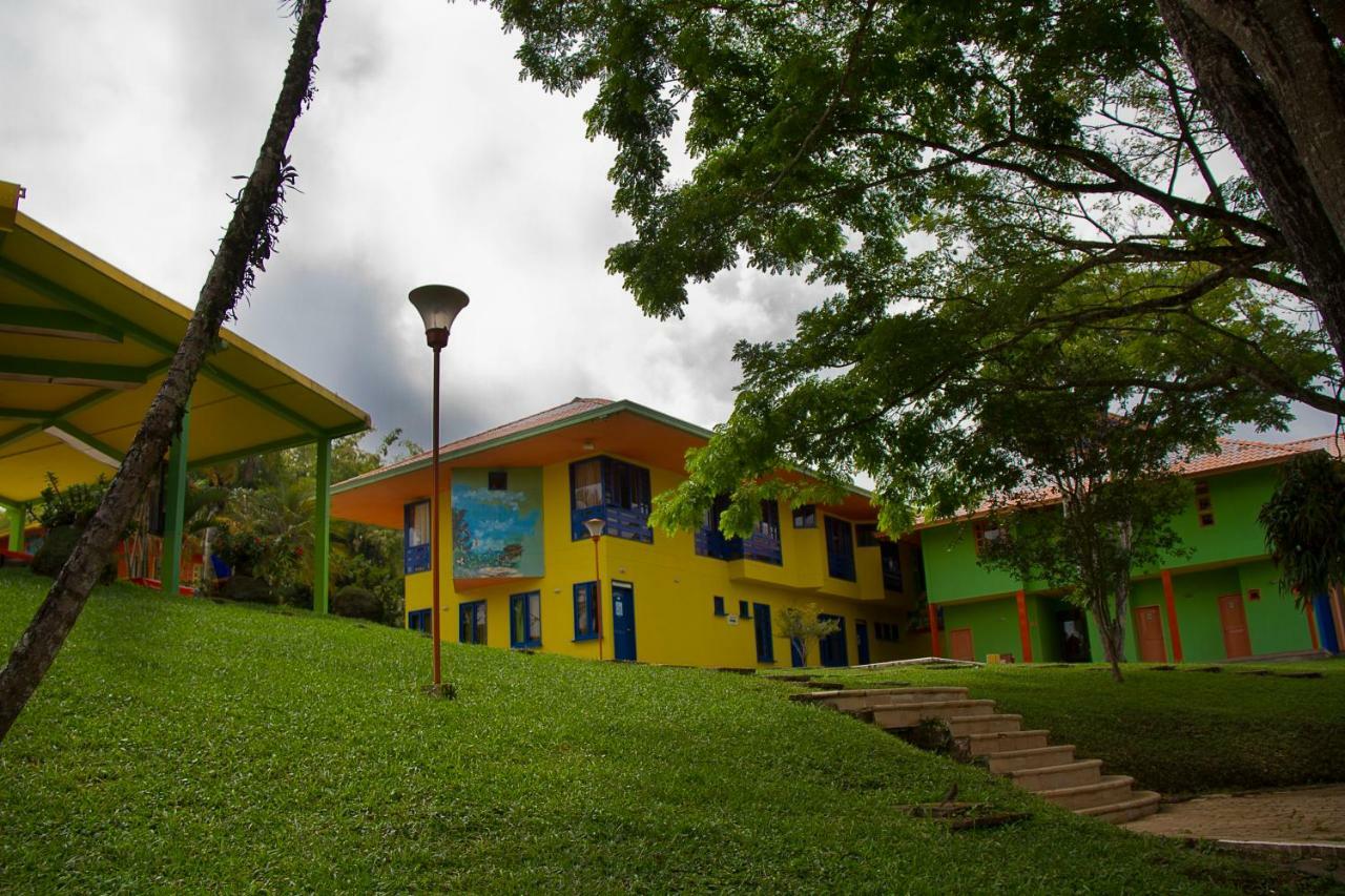 Ecohotel La Casona Перейра Экстерьер фото